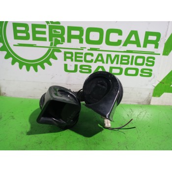 Recambio de claxon para citroën c4 berlina 1.6 16v hdi referencia OEM IAM 703881157  