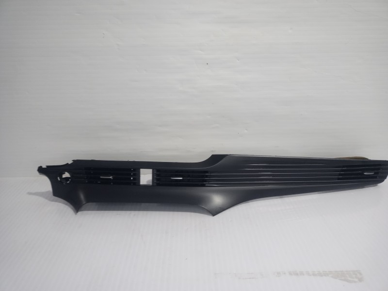 Recambio de rejilla aireadora para hyundai i20 (bc3) essence mild-hybrid referencia OEM IAM 84795-Q0100  