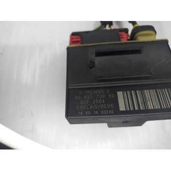 Recambio de caja precalentamiento para peugeot 3008 style referencia OEM IAM 9662570880  