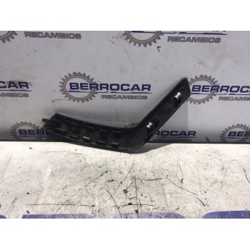 Recambio de moldura para peugeot 208 1.6 blue-hdi fap referencia OEM IAM 9676395077  