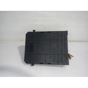 Recambio de caja reles / fusibles para peugeot 3008 style referencia OEM IAM 9678477180  