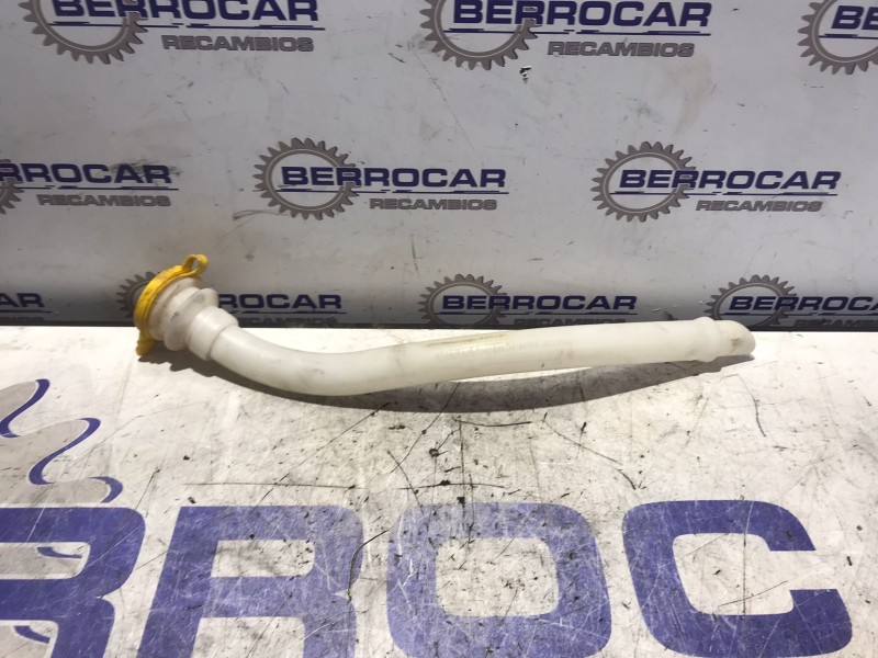 Recambio de tubo llenado limpia para renault kangoo 1.5 dci diesel fap referencia OEM IAM 8200409455  