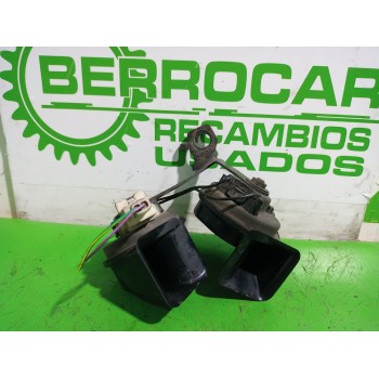 Recambio de claxon para citroën c4 berlina 1.6 16v hdi referencia OEM IAM 703881157  