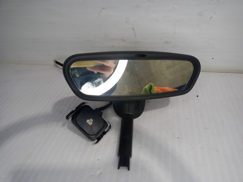 Recambio de espejo interior para peugeot 3008 style referencia OEM IAM 815489  