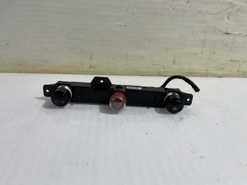 Recambio de warning para fiat 500 cabrio (150) aniversario referencia OEM IAM 735451108  