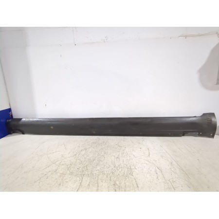 Recambio de faldon lateral para hyundai tucson (jm) 2.0 crdi referencia OEM IAM 877512E000  