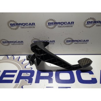 PEDAL EMBRAGUE 8E1721316 