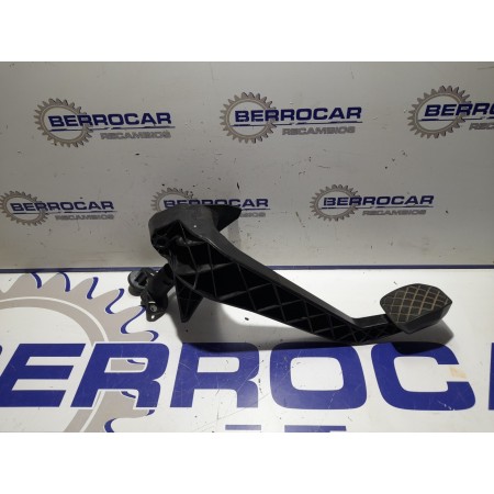 Recambio de pedal embrague para seat exeo berlina (3r2) 2.0 tdi referencia OEM IAM 8E1721316  