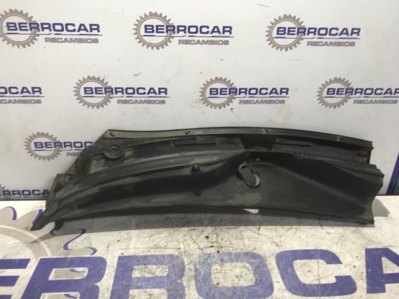 Recambio de torpedo para peugeot 107 1.0 cat (384f) referencia OEM IAM 5721107279  