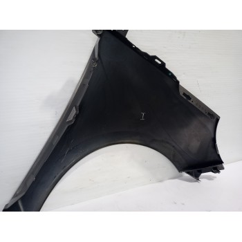 Recambio de aleta delantera izquierda para renault scenic iii bose edition referencia OEM IAM 631015271R  