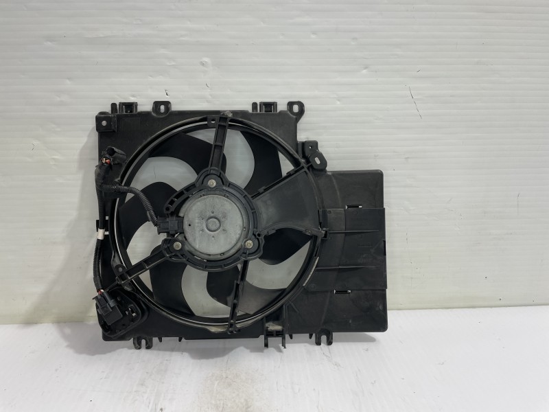 Recambio de electroventilador para nissan micra (k12e) acenta referencia OEM IAM 1831442016E  
