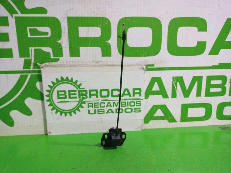 Recambio de cerradura puerta trasera derecha para renault kangoo profesional referencia OEM IAM 8200497822  