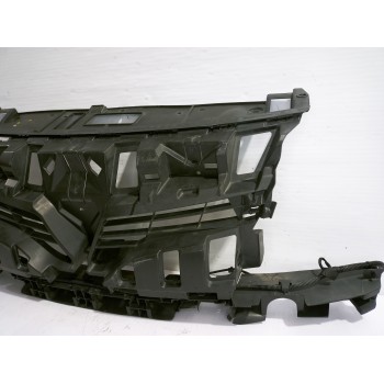 Recambio de rejilla paragolpes delantero para renault scenic iii bose edition referencia OEM IAM 620363078R  