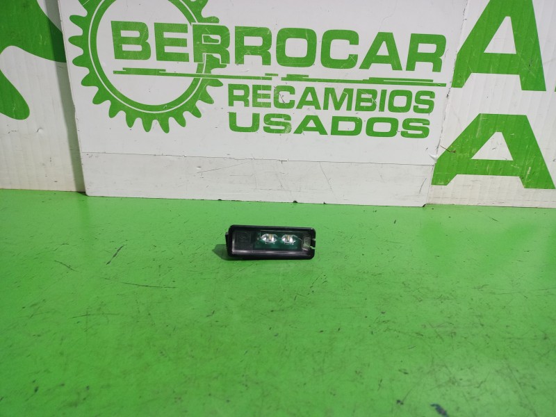 Recambio de piloto matricula para volkswagen golf vi (5k1) advance referencia OEM IAM 1K8943021C  