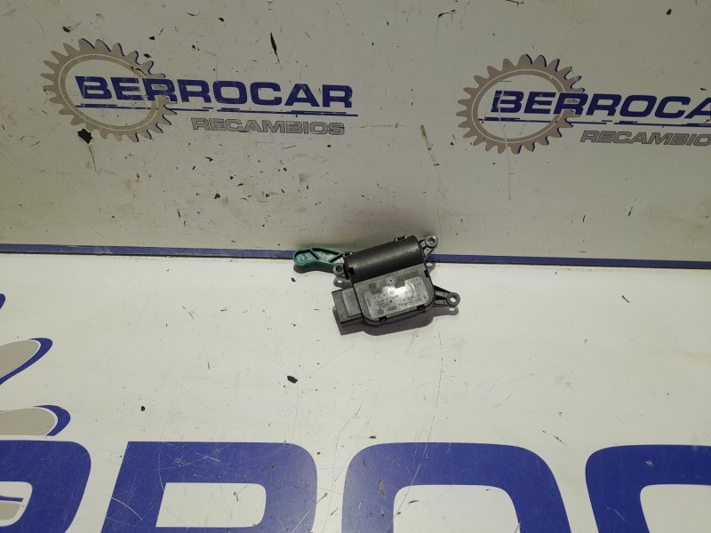 Recambio de motor trampilla calefaccion para seat exeo berlina (3r2) 2.0 tdi referencia OEM IAM 0132801303  