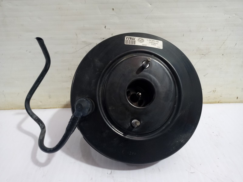 Recambio de servofreno para fiat 500 cabrio (150) aniversario referencia OEM IAM 51838695  