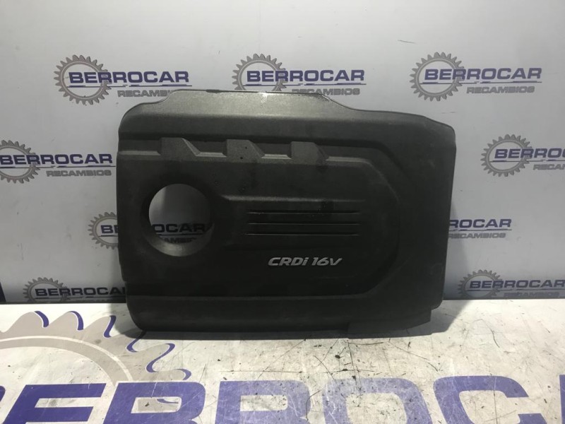 Recambio de cubierta motor para kia sportage referencia OEM IAM 292402B900  