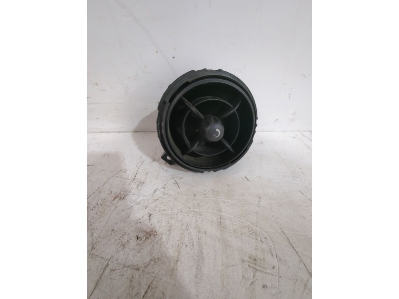 Recambio de rejilla aireadora para mini mini (r56) one referencia OEM IAM S0481138A  