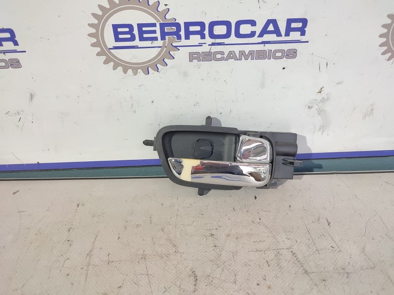 Recambio de maneta interior delantera derecha para hyundai i20 referencia OEM IAM 826201J0209P  