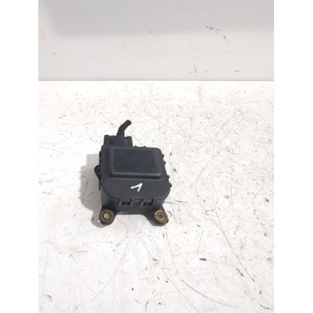 Recambio de motor apertura trampilla para volkswagen passat b5.5 (3b3) 1.9 tdi referencia OEM IAM 8D1820511B  