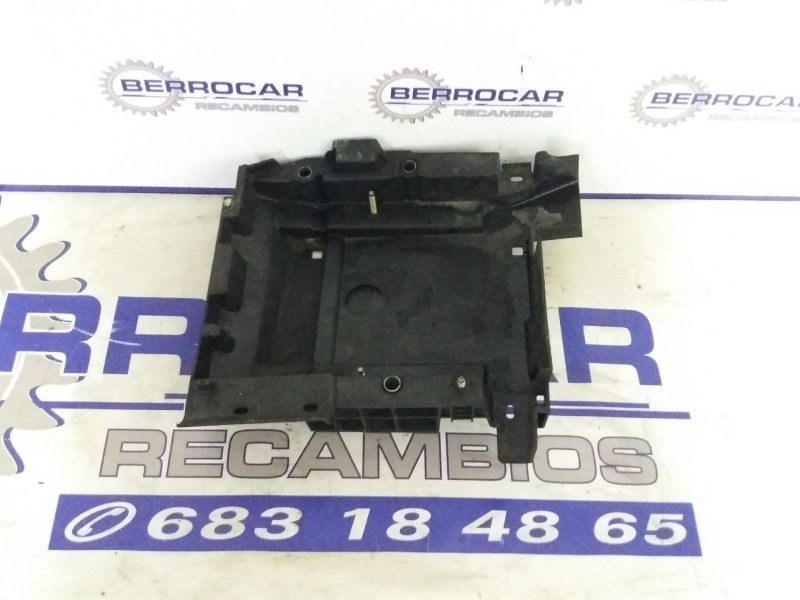 Recambio de soporte bateria para renault espace iv (jk0) 2.2 dci turbodiesel referencia OEM IAM 8200208056  