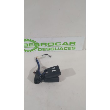 ENGANCHE CINTURON TRASERO IZQUIERDO 898302R000WK 