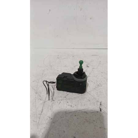 Recambio de motor regulacion faros para seat ibiza iii (6l1) 1.4 tdi referencia OEM IAM 1J0941295F  