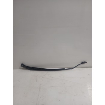 Recambio de brazo limpia delantero derecho para toyota yaris (_p21_, _pa1_, _ph1_) 1.5 hybrid (mxph11) referencia OEM IAM 85211K