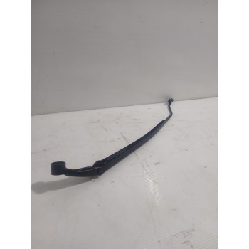 Recambio de brazo limpia delantero derecho para toyota yaris (_p21_, _pa1_, _ph1_) 1.5 hybrid (mxph11) referencia OEM IAM 85211K