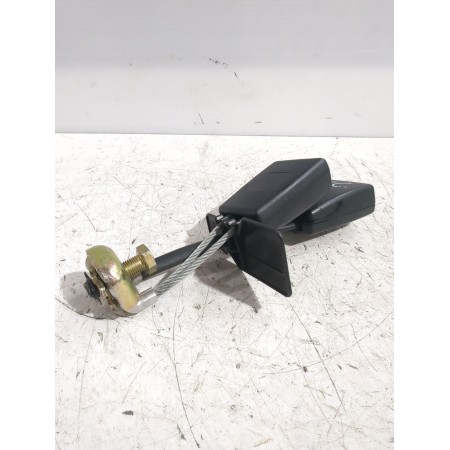 Recambio de enganche cinturon trasero central para volkswagen passat b5.5 (3b3) 1.9 tdi referencia OEM IAM 3B0857739C  