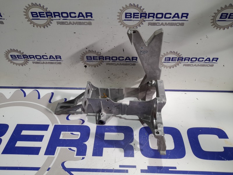 Recambio de soporte para seat exeo berlina (3r2) 2.0 tdi referencia OEM IAM 8E1721117  