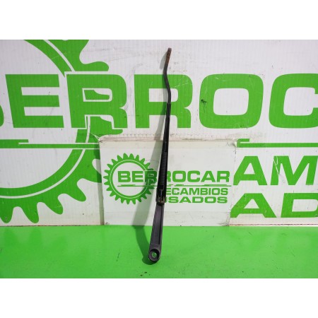 Recambio de brazo limpia delantero izquierdo para kia sorento i (jc) 2.5 crdi referencia OEM IAM 983103E010  