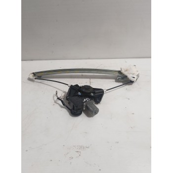 ELEVALUNAS DELANTERO DERECHO 69810K0010 