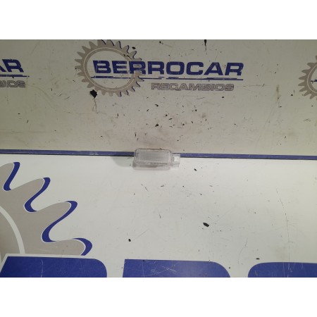 Recambio de luz interior para seat exeo berlina (3r2) 2.0 tdi referencia OEM IAM 4B0947415  