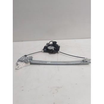 ELEVALUNAS DELANTERO IZQUIERDO 69820K0010 