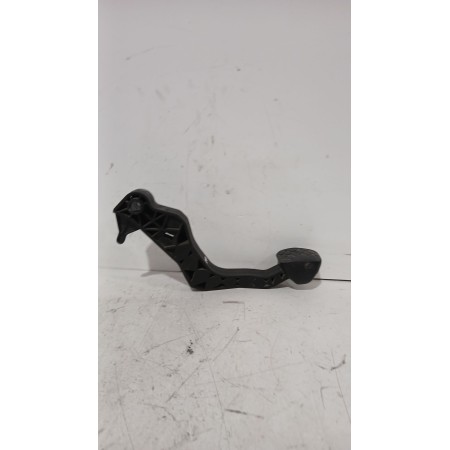 Recambio de pedal embrague para seat ibiza iii (6l1) 1.4 tdi referencia OEM IAM 6Q1721321C  