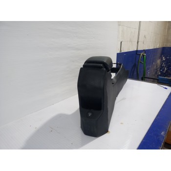 Recambio de consola central para hyundai i20 (bc3) essence mild-hybrid referencia OEM IAM 84611Q0000  