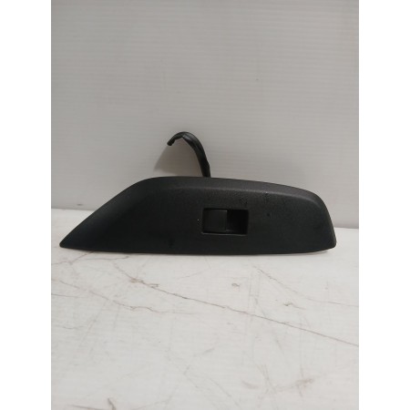 Recambio de mando elevalunas delantero derecho para toyota yaris (_p21_, _pa1_, _ph1_) 1.5 hybrid (mxph11) referencia OEM IAM 84