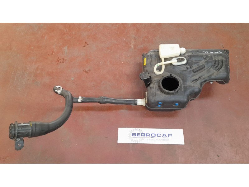 Recambio de deposito combustible para citroën berlingo 1.9 diesel referencia OEM IAM 9823357580  