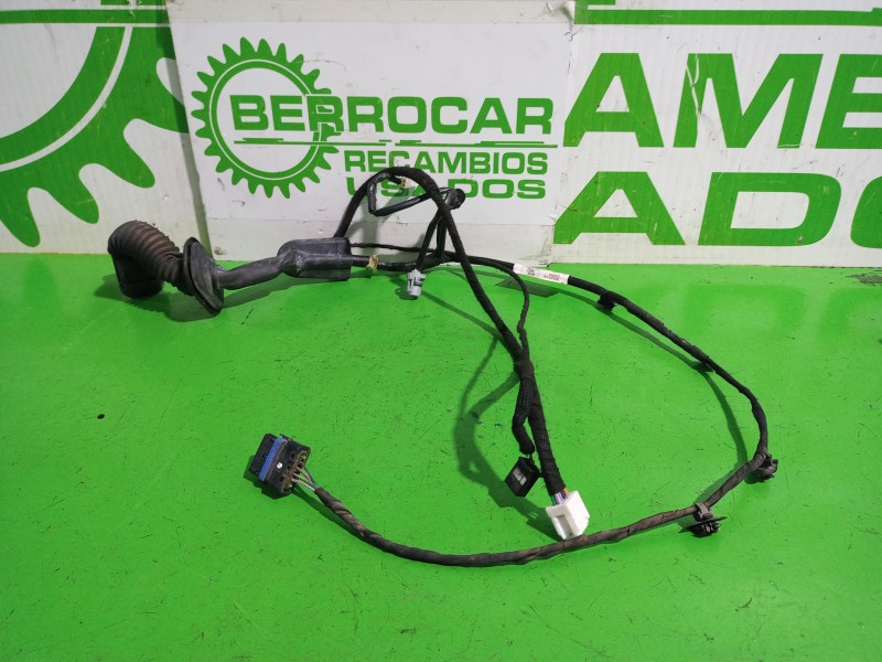 Recambio de cableado puerta para renault kangoo profesional referencia OEM IAM 241243026R / 8200535265  