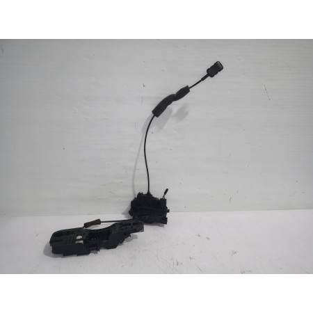 Recambio de cerradura puerta delantera derecha para renault scenic iii bose edition referencia OEM IAM 805020006R  