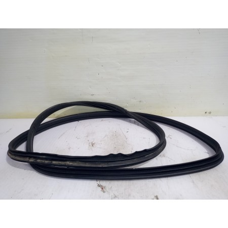 Recambio de goma contorno para renault scenic ii authentique referencia OEM IAM 8200097496  