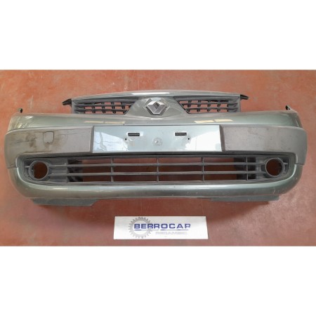Recambio de paragolpes delantero para renault scenic ii 1.5 dci diesel referencia OEM IAM 8200139528  