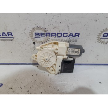 Recambio de motor elevalunas trasero izquierdo para renault megane iii sport tourer 1.6 dci diesel fap referencia OEM IAM 827310