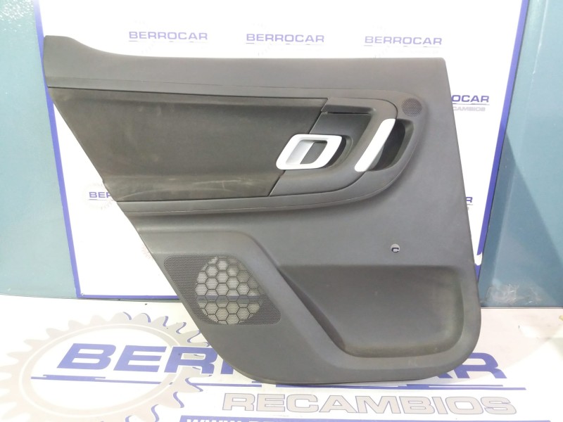 Recambio de guarnecido puerta trasera izquierda para skoda fabia (5j2 ) referencia OEM IAM 5J6867211  