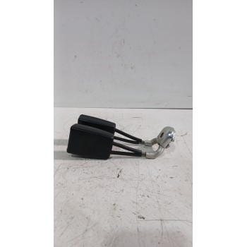 Recambio de enganche cinturon trasero izquierdo para seat ibiza iii (6l1) 1.4 tdi referencia OEM IAM 6Q0857488D  
