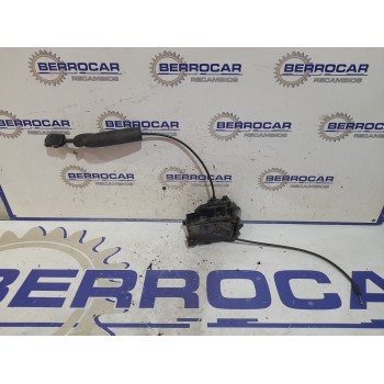 CERRADURA PUERTA TRASERA IZQUIERDA 825030574R 