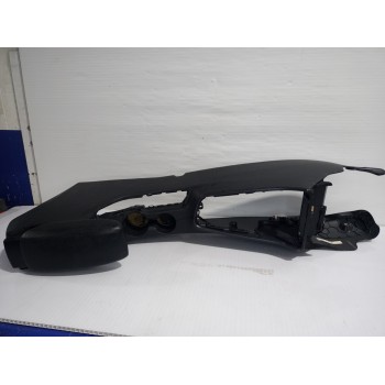 Recambio de consola central para hyundai i20 (bc3) essence mild-hybrid referencia OEM IAM 84611Q0000  