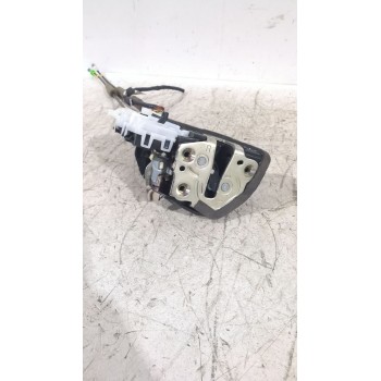 Recambio de cerradura puerta trasera derecha para toyota yaris (_p21_, _pa1_, _ph1_) 1.5 hybrid (mxph11) referencia OEM IAM 6905