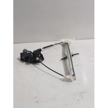 Recambio de elevalunas trasero izquierdo para toyota yaris (_p21_, _pa1_, _ph1_) 1.5 hybrid (mxph11) referencia OEM IAM 69840K00